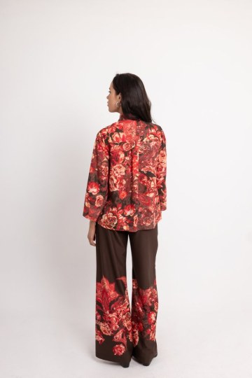 Σετ με ιδιαίτερα σχέδια από λουλούδια κόκκινο - 