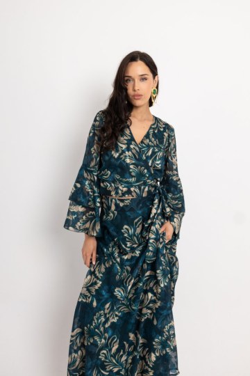 Σετ κρουαζέ με βολάν στα μανίκια και ιδιαίτερα σχέδια πετρόλ - 