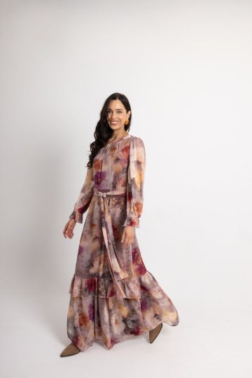 Φόρεμα με βολάν στη φούστα και floral σχέδια σομόν - 