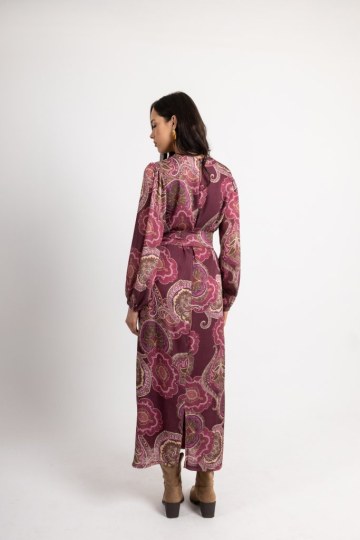 Φόρεμα maxi με ζώνη στη μέση εμπριμέ μπορντό - 