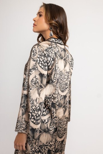 Φόρεμα midi με λαιμόκοψη V εμπριμέ - 