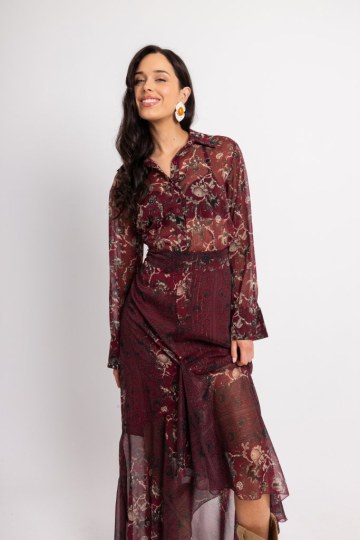 Σετ με ιδιαίτερα floral σχέδια και άνισο βολάν στη φούστα μπορντώ - 