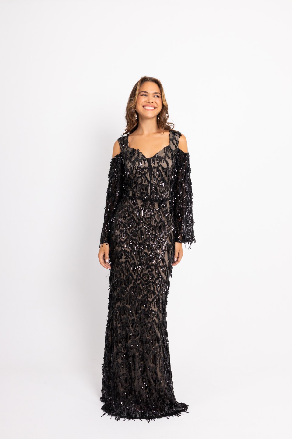 Φόρεμα maxi παγιέτα και ιδιαίτερη λαιμόκοψη μαύρο