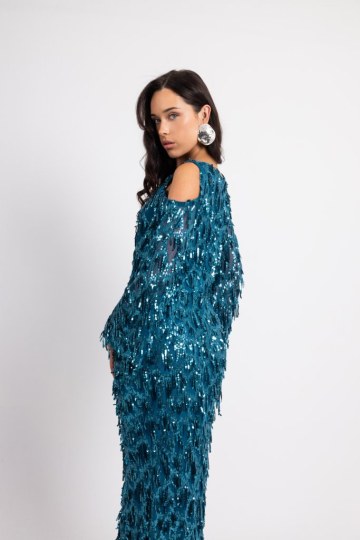 Φόρεμα maxi παγιέτα και ιδιαίτερη λαιμόκοψη μπλε - 