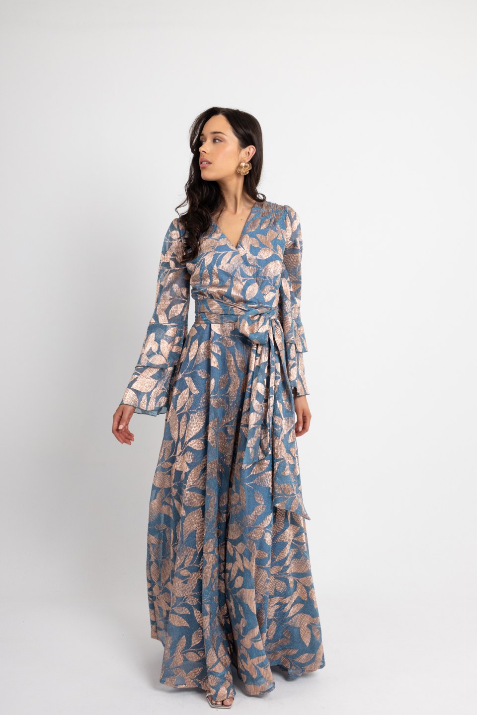 Φόρεμα maxi κρουαζέ με χρυσά σχέδια γαλάζιο 