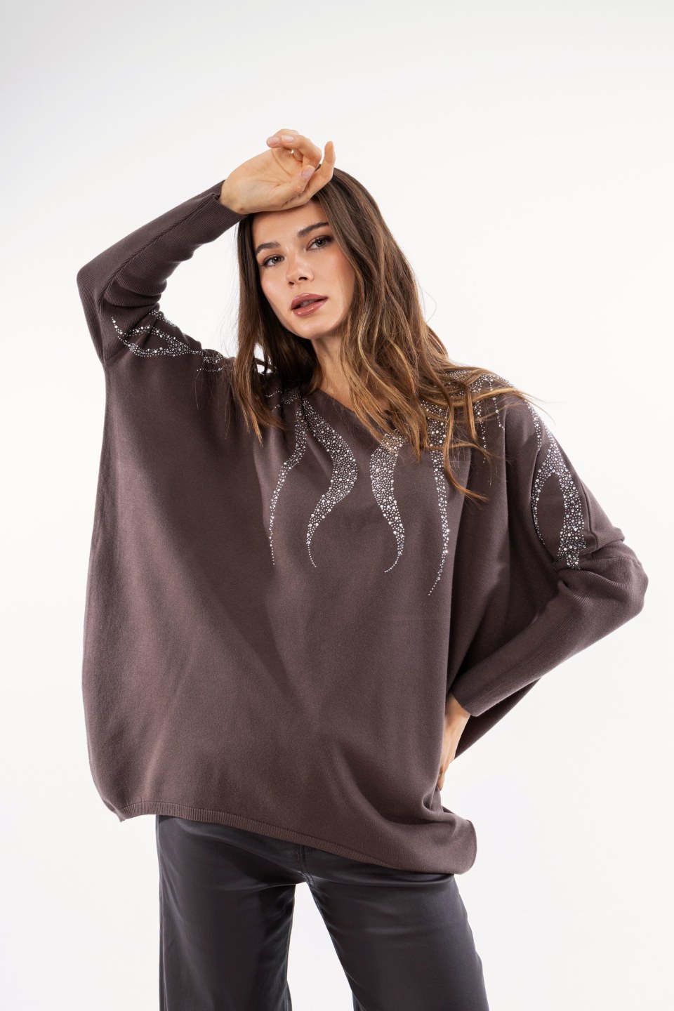 Πουλόβερ καφέ με στρας 