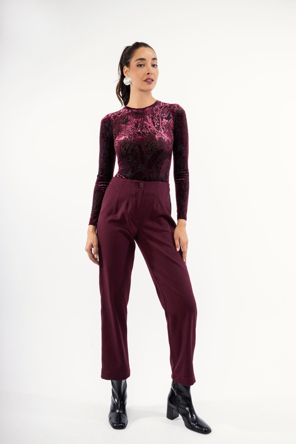 Παντελόνι υφασμάτινο με κουμπί μπορντώ 