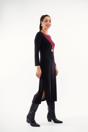 Φόρεμα μαύρο midi με δίχρωμο σχέδιο - 