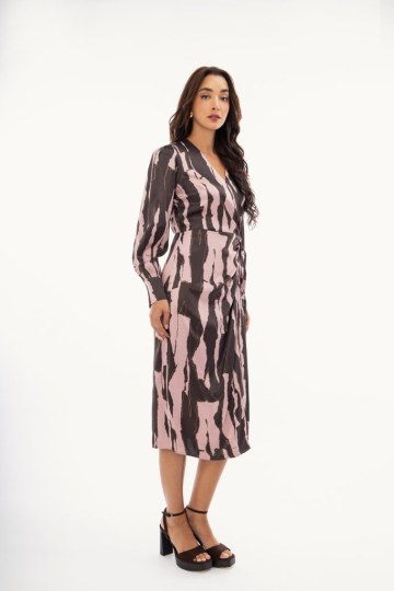 Φόρεμα σατέν κρουαζέ ροζ με εμπριμέ σχέδια - 