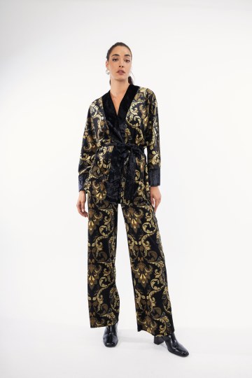 Σετ κρουαζέ μαύρο βελουτέ με λαχούρια 