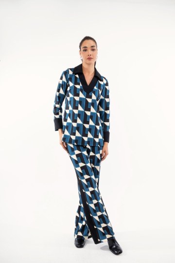 Σετ με γεωμετρικό μοτίβο πετρόλ - 