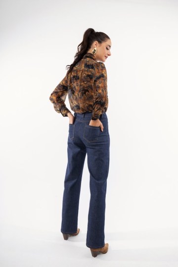 Πουκάμισο αέρινο με ιδιαίτερο δέσιμο στον λαιμό εμπριμέ - 