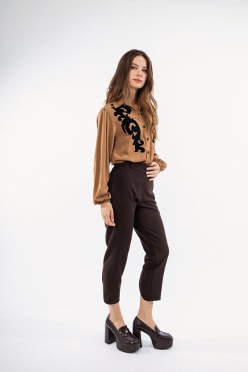 Πουκάμισο κάμελ με φλοράλ σχέδιο - 