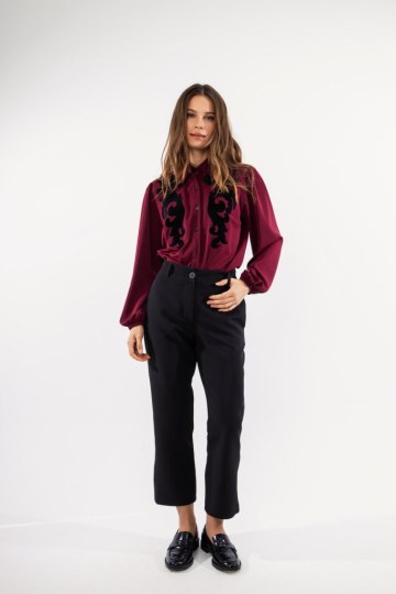 Παντελόνι ψηλόμεσο με κουμπί και κόψιμο στο κάτω μέρος μαύρο - 