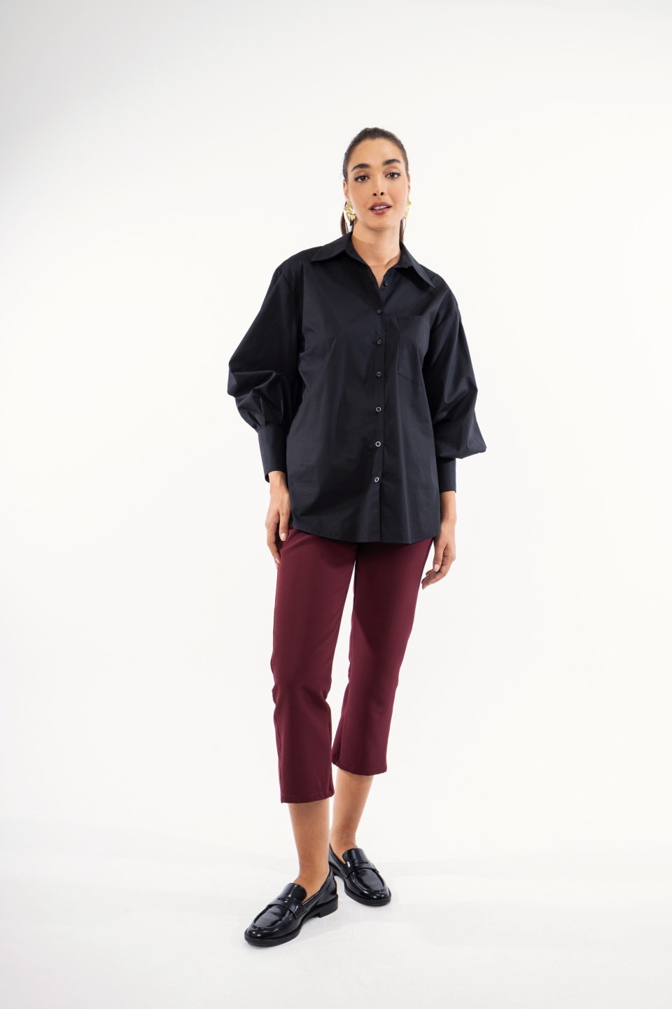 Παντελόνι ψηλόμεσο με κουμπί και κόψιμο στο κάτω μέρος μπορντώ