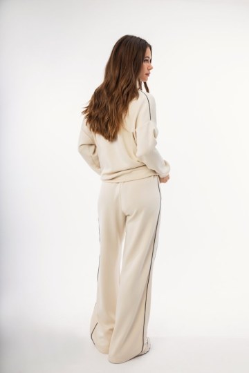 Παντελόνι εκρού τύπου φούτερ - 