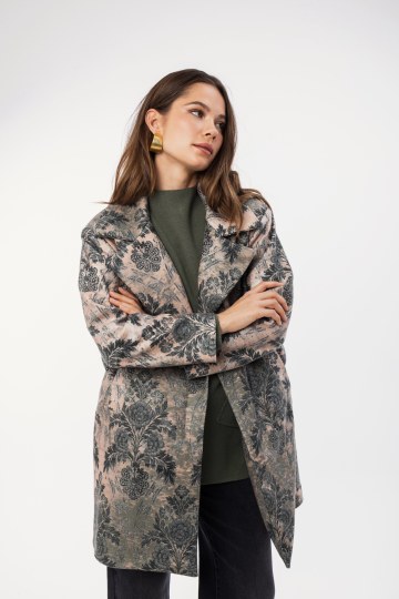 Παλτό μπεζ με φλοράλ σχέδιο και ζώνη - 