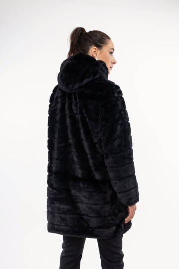 Πανωφόρι μαύρο από οικολογική γούνα και κουκούλα - 