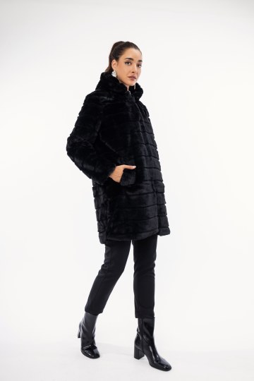 Πανωφόρι μαύρο από οικολογική γούνα και κουκούλα