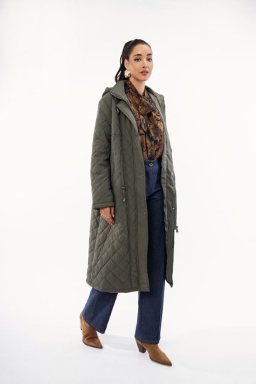 Μπουφάν μακρύ χακί καπιτονέ με φερμουάρ και κουμπιά - 