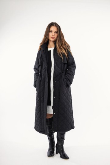 Μπουφάν μαύρο καπιτονέ με φερμουάρ και κουμπιά - 