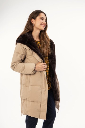 Μπουφάν μπεζ με οικολογικη γούνα εσωτερικά - 