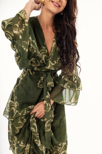 Φόρεμα maxi κρουαζέ με δέσιμο στο πλάι εμπριμέ χακί - 