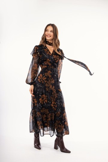 Φόρεμα κρουαζέ μαύρο φλοράλ με βολάν  - 