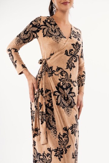 Φόρεμα μπεζ με σχέδια λαχούρια και λουλούδια - 