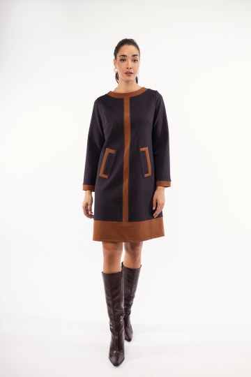 Φόρεμα καφέ με ιδιαίτερο σχέδιο και διχρωμία