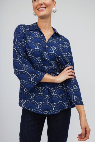 Πουκάμισο μπλε με ιδιαίτερα κυκλικά σχέδια  - 