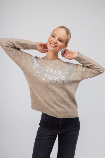 Πουλόβερ μπεζ με παγιέτες σε σχέδια φύλλα - 