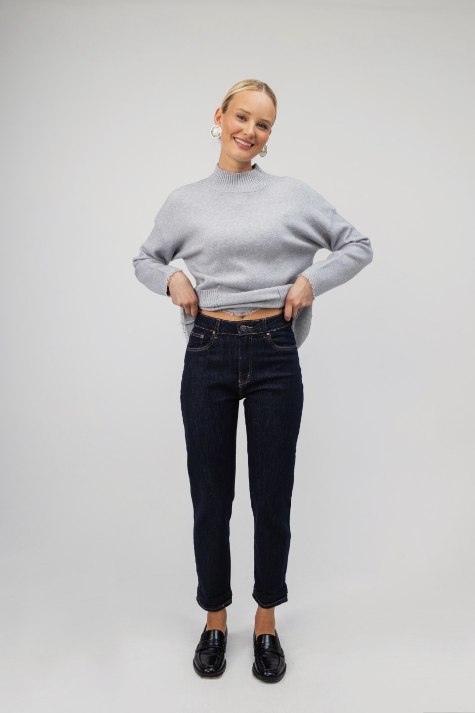 Τζιν παντελόνι mum fit σκούρο μπλε με κουμπί