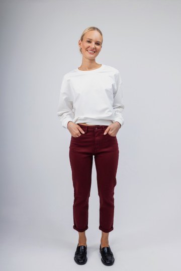 Παντελόνι μπορντώ σε mum fit γραμμή