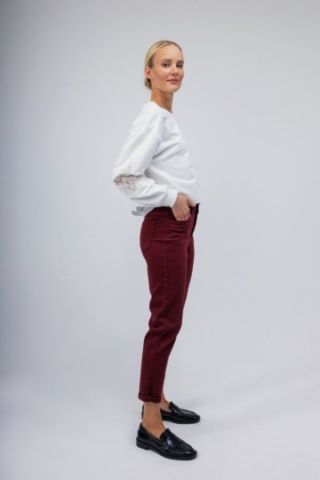 Πουλόβερ- Φούτερ λευκό με κεντητό σχέδιο - 