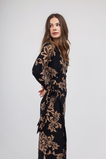 Φόρεμα μαύρο με σχέδια λαχούρια και λουλούδια - 