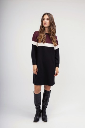 Φόρεμα-Φούτερ μαύρο με σχέδιο ρίγα - 