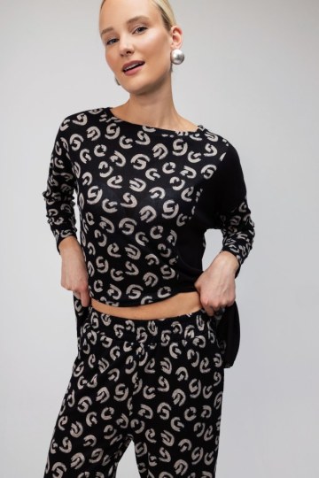 Σετ μπεζ με animal print σχέδιο - 