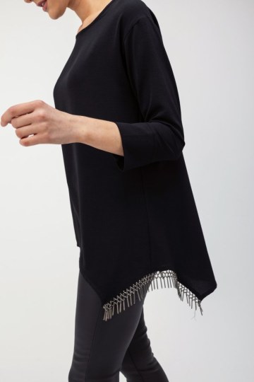 Μπλούζα μαύρη με κρόσσια - 