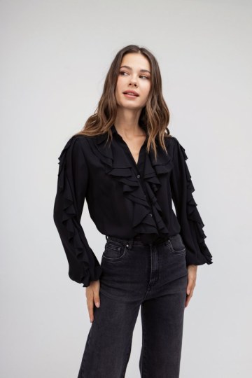 Πουκάμισο μαύρο  με βολάν - 