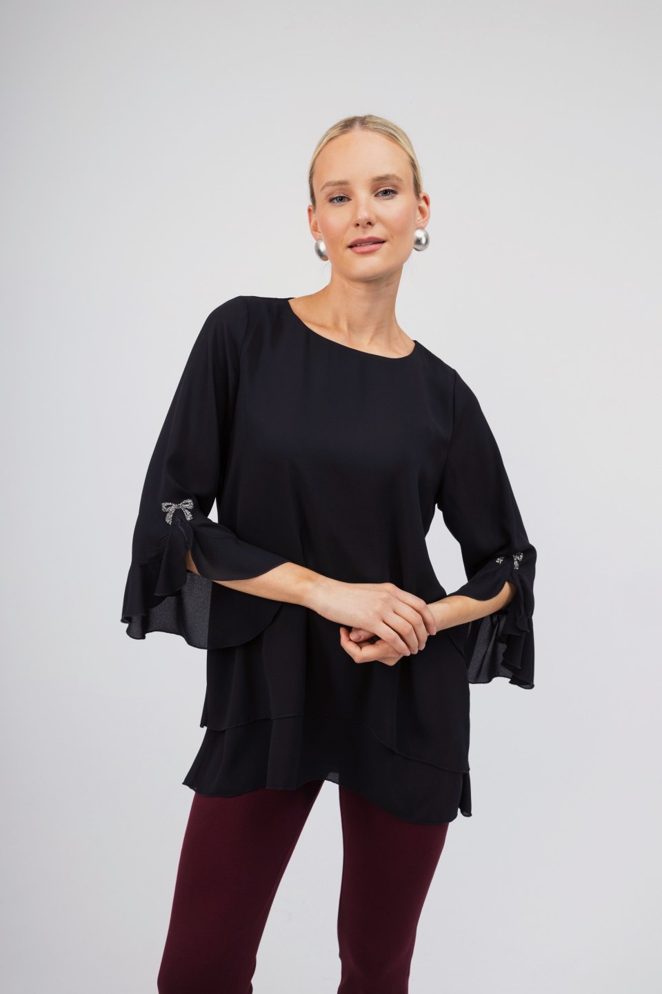 Μπλούζα μαύρο oversized με ασημί φιογκάκι