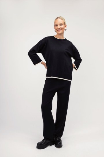  Σετ μαύρο με λευκές λεπτομέρειες - 