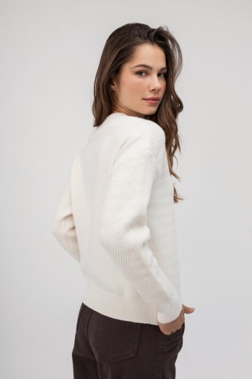 Πουλόβερ εκρού με χρυσά διακοσμητικά σχέδια - 