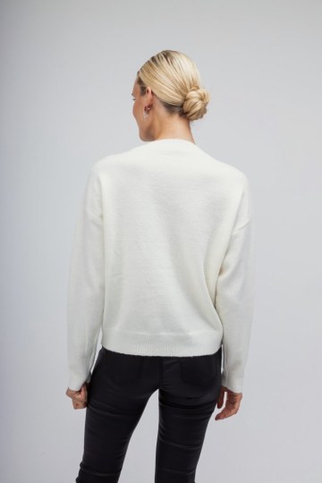 Πουλόβερ λευκό με παγιέτες σε σχέδια φύλλα - 