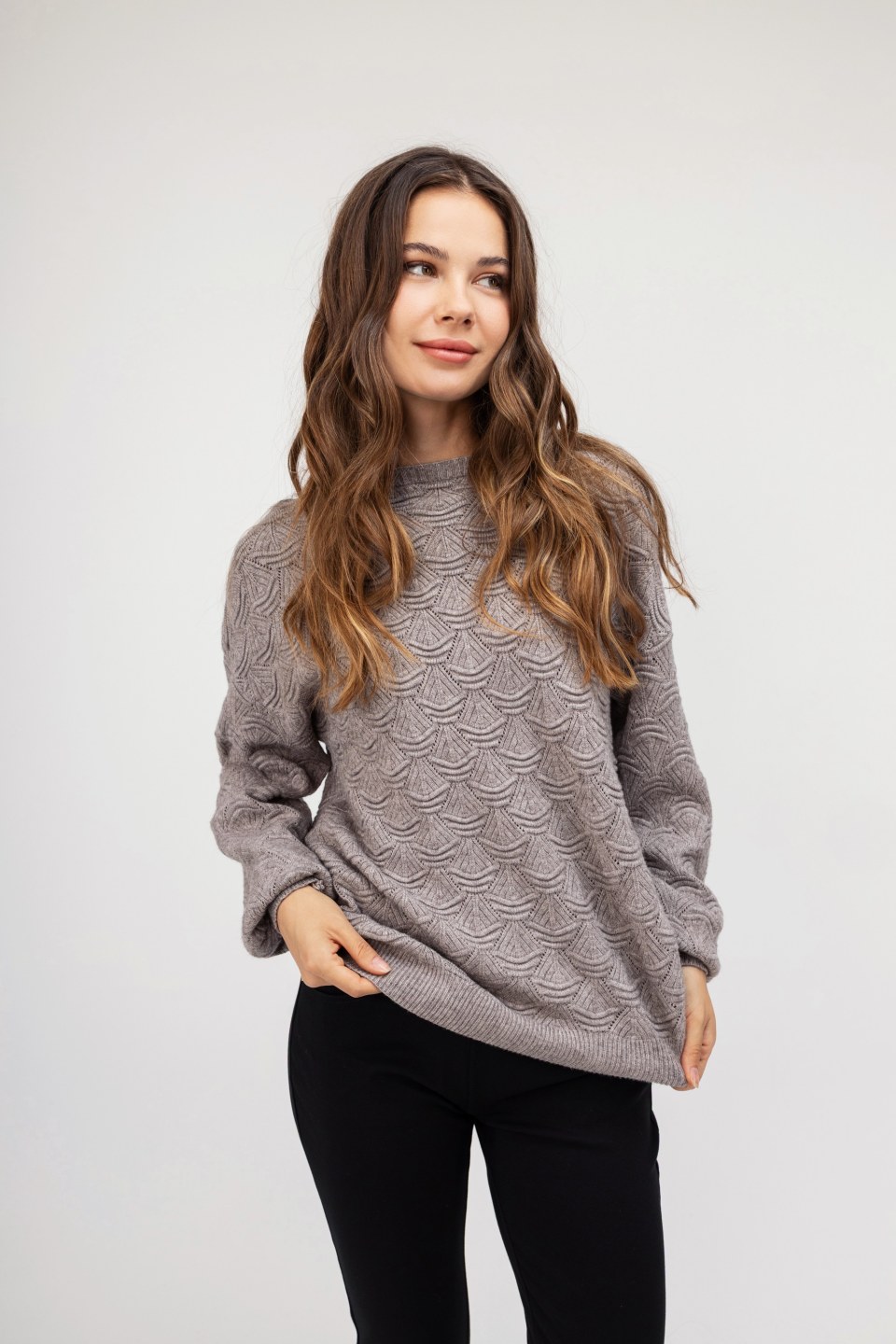 Πουλόβερ πούρο με ανάγλυφο σχέδιο