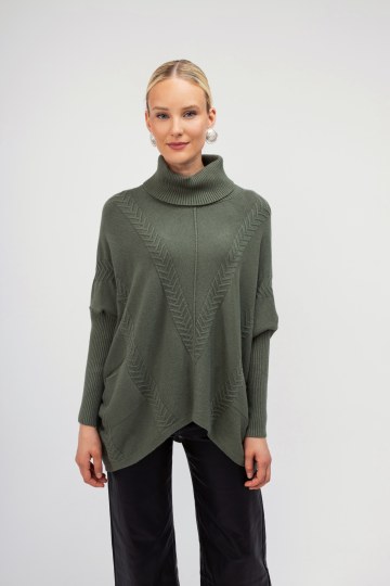 Πουλόβερ ζιβάγκο χακί με ανάγλυφο σχέδιο