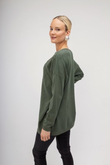 Πουλόβερ χακί μονόχρωμο με ιδιαίτερο σχέδιο - 