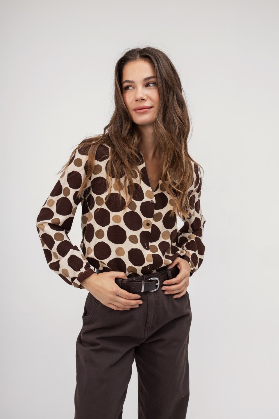 Πουκάμισο καφέ κυκλικά σχέδια