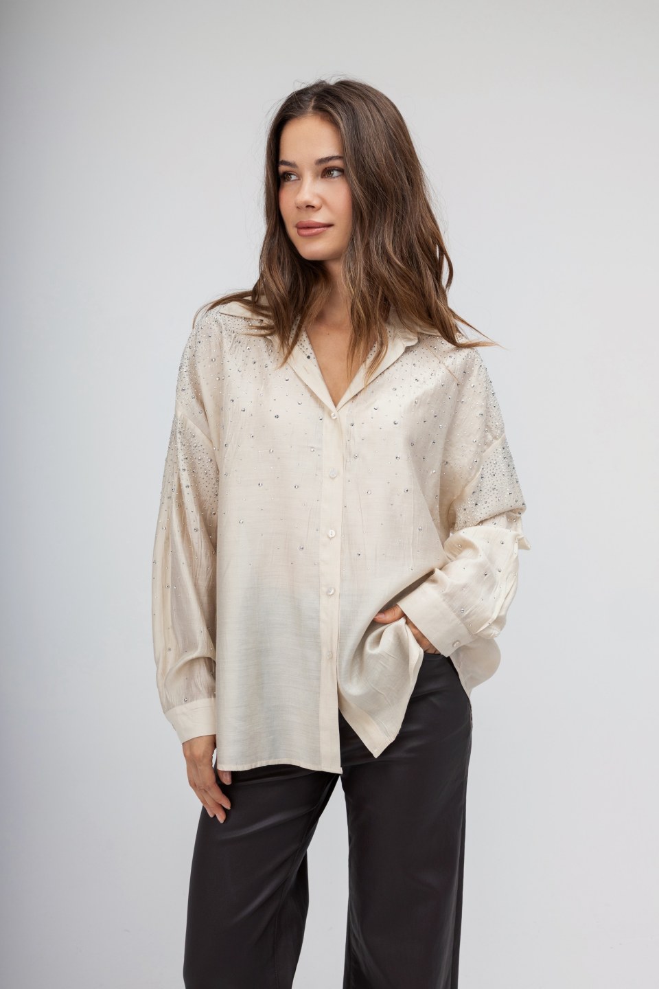 Πουκάμισο μπεζ διακοσμημένο με strass