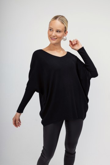 Πουλόβερ-μαύρο με  strass σε σχέδιο πεταλούδας